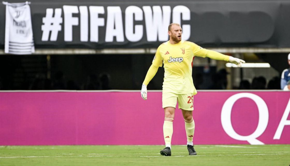 曼城进攻火力太强!尤文门将6次扑救成功仍然丢掉5球